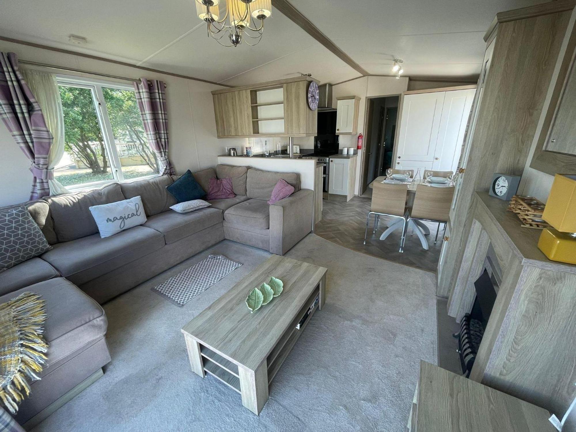 Homely Caravan At Manor Park, Nearby Hunstanton Beach In Norfolk Ref 23039T المظهر الخارجي الصورة